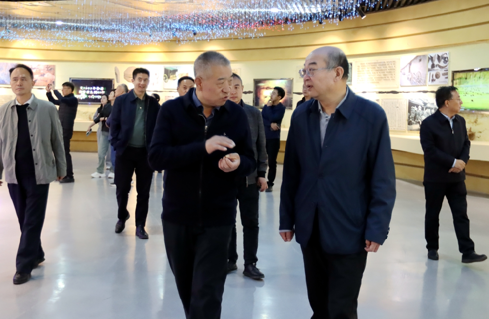 李仕寶一行到前進農業農村實用人才培訓基地調研